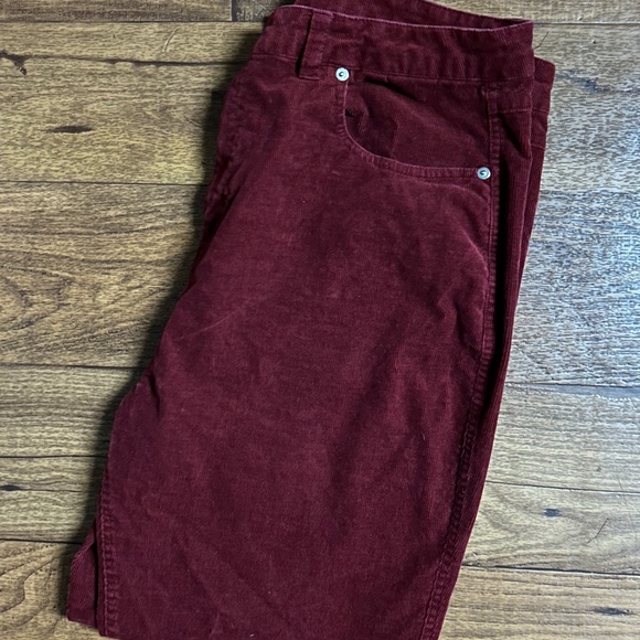 Disney • Size 15 • Red Velvet Jeans W/ Mickey Mouse Embroidery & Patches - Picture 5 of 13